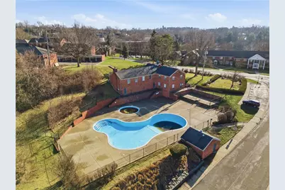 1110 Chatham Park Dr #E, Scott Township, PA 15216 - Photo 49