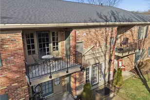 1110 Chatham Park Dr, Scott Township, PA 15216 - Photo 45