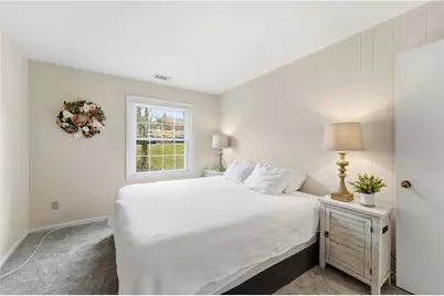 1110 Chatham Park Dr #E, Scott Township, PA 15216 - Photo 37