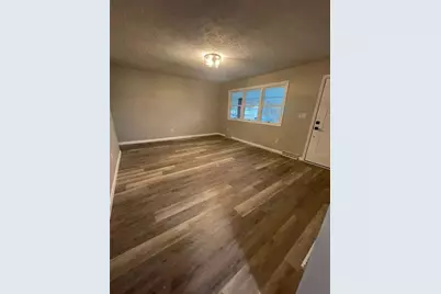 313 Linwood Dr, Evans City, PA 16033 - Photo 3