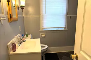 304 Spruce Ave, Sharon, PA 16146 - Photo 11