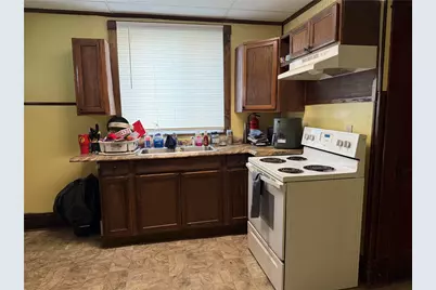 304 Spruce Avenue, Sharon, PA 16146 - Photo 7