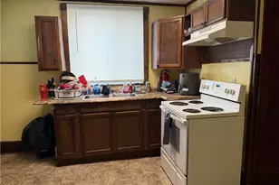 304 Spruce Ave, Sharon, PA 16146 - Photo 7