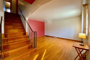 1443 Hawthorne, Pittsburgh, PA 15201 - Photo 9