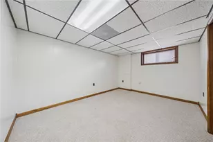 12219 Roth Dr, North Huntingdon, PA 15642 - Photo 33