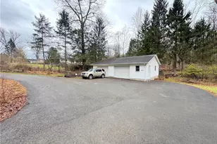 671 Solomon Temple Rd, Unity Township, PA 15650 - Photo 3