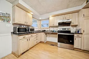 10885 Carlson Dr, North Huntingdon, PA 15642 - Photo 3