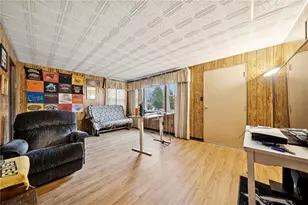 10885 Carlson Dr, North Huntingdon, PA 15642 - Photo 9