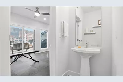 1750 Waterfront Pl, Downtown Pgh, PA 15222 - Photo 39