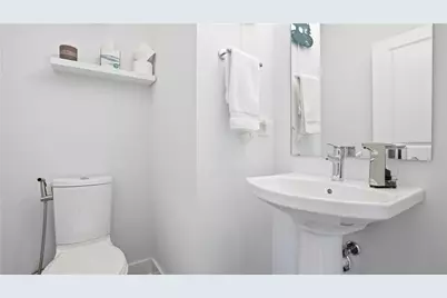 1750 Waterfront Pl, Downtown Pgh, PA 15222 - Photo 15