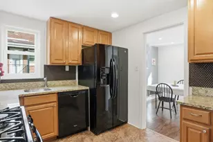 502 Weyman Rd, Pittsburgh, PA 15236 - Photo 13