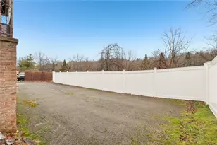 2007 Garrick Dr, Pittsburgh, PA 15235 - Photo 43