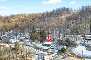 447 Lake Side Rd, Addison Boro, PA 15411 - Photo 9