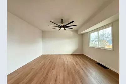 218 W 10th Ave, Tarentum, PA 15084 - Photo 7