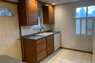 2660 Glenny Ln, West Mifflin, PA 15122 - Photo 3