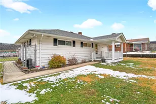 660 Circle Dr, Rostraver, PA 15012 - Photo 41