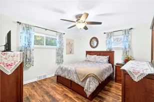 660 Circle Dr, Rostraver, PA 15012 - Photo 23