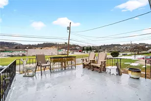 660 Circle Dr, Rostraver, PA 15012 - Photo 9