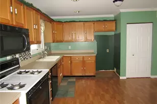 165 Oakdale Dr, Zelienople, PA 16063 - Photo 15