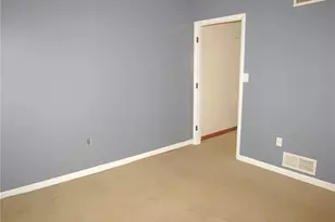 165 Oakdale Dr, Zelienople, PA 16063 - Photo 27