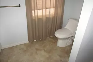 165 Oakdale Dr, Zelienople, PA 16063 - Photo 35