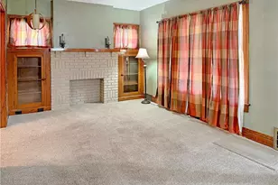 231 E Meyer Ave, New Castle, PA 16105 - Photo 5