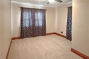 231 E Meyer Ave, New Castle, PA 16105 - Photo 15