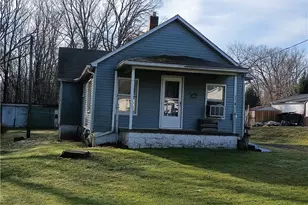 35 Sherrard Ave, Hempfield Township, PA 16125 - Photo 1