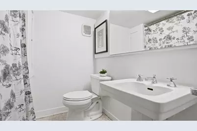 424 S Pacific Ave, Friendship Park, PA 15224 - Photo 39