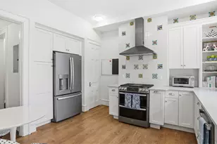 424 S Pacific Ave, Friendship Park, PA 15224 - Photo 13