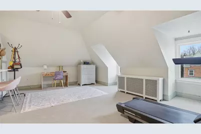 424 S Pacific Ave, Friendship Park, PA 15224 - Photo 33