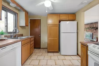 1670 Breining St, Pittsburgh, PA 15234 - Photo 15