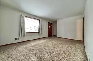 421 S Main St, Greenville Boro, PA 16125 - Photo 5