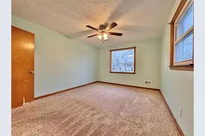 421 S Main St, Greenville Boro, PA 16125 - Photo 13