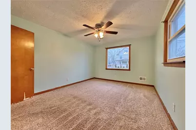 421 S Main St, Greenville Boro, PA 16125 - Photo 11