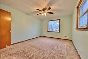 421 S Main St, Greenville Boro, PA 16125 - Photo 17