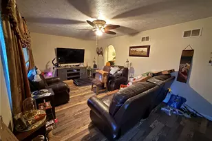 130 Crescent Dr, Canton Township, PA 15301 - Photo 7