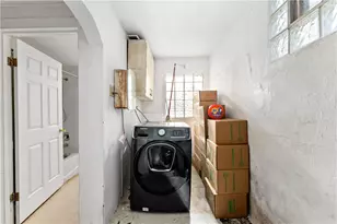 308 Merrimac St, Pittsburgh, PA 15211 - Photo 11