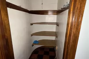 5839 Darlington Rd, Pittsburgh, PA 15217 - Photo 13