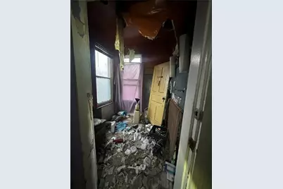 627 Chester Ave, Pittsburgh, PA 15214 - Photo 11