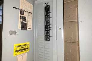 2911 Myer Blvd, McKeesport, PA 15132 - Photo 27