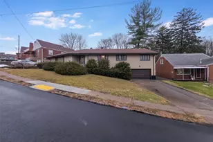 2911 Myer Blvd, McKeesport, PA 15132 - Photo 1