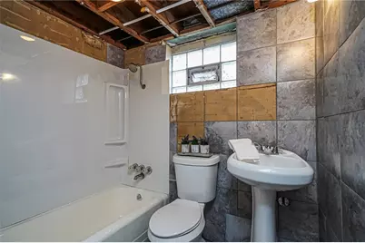 320 Calderwood Ave, Ross Twp, PA 15202 - Photo 19