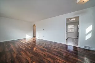 320 Calderwood Ave, Ross Twp, PA 15202 - Photo 3