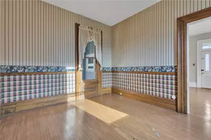 235 College Ave, Beaver, PA 15009 - Photo 13