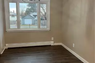 215 Martin Ave, Ellport, PA 16117 - Photo 5