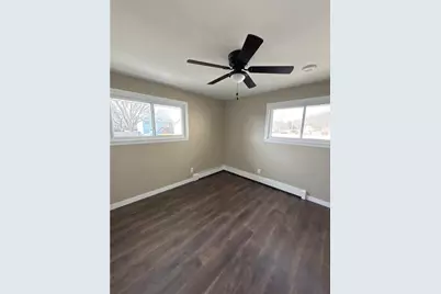 215 Martin Ave, Ellport, PA 16117 - Photo 9