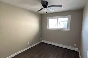 215 Martin Ave, Ellport Boro, PA 16117 - Photo 11