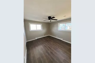 215 Martin Ave, Ellport Boro, PA 16117 - Photo 7