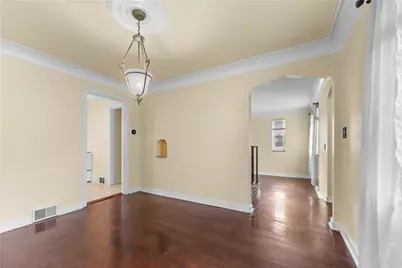 780 Scott Rd, Pittsburgh, PA 15228 - Photo 9